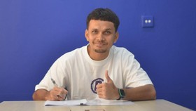 Profil Al Hamra Hehanussa, Bek Baru Persib Spesialis Gol Sundulan