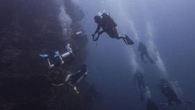 FOTO: Suguhan Spesial Bawah Air di Desa Wisata Tulamben Bali