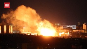 VIDEO: 5 Orang Tewas Akibat Rudal dan Drone Rusia Serang Kyiv