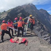 Basarnas Nyatakan Pendaki Brasil yang Jatuh di Gunung Rinjani Ditemukan Meninggal Dunia, Ini Kronologinya