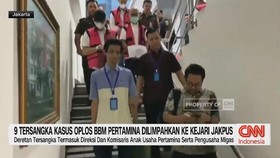 VIDEO: 9 Tersangka Kasus Oplos BBM Dilimpahkan ke Kejari Jakpus