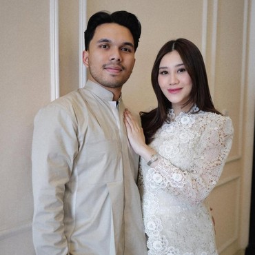 Sempat Ditutupi, Wajah Anak Thariq dan Aaliyah Tak Sengaja Terlihat di Publik