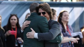 FOTO: Reuni Brad Pitt dan Tom Cruise di Red Carpet Setelah 24 Tahun