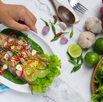 img-title Jangan Melulu Digoreng, Ini 4 Cara Memasak Ikan yang Lebih Sehat dan Tetap Enak