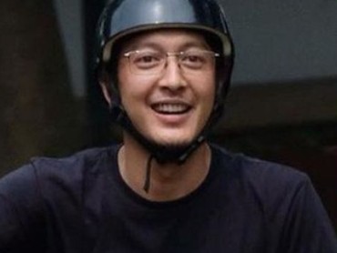 img-title Sepi Job, Dimas Anggara Pernah Jualan Keripik dan Risol Keliling Naik Sepeda