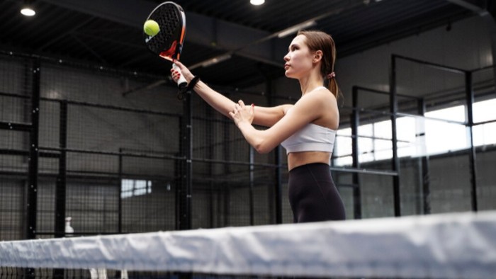 img-title Serupa tapi Tak Sama, Ini Bedanya Padel dan Tenis yang Perlu Kamu Tahu!