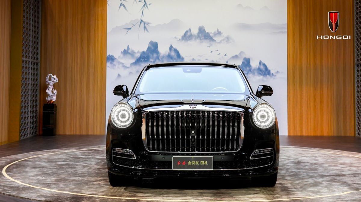 Mobil Bekas China Dibeli 'Sultan Dubai' Rp25 Miliar