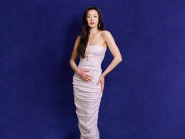 Tinggalkan IEUM HASHTAG, Jun Ji Hyun Dirikan Agensi Sendiri