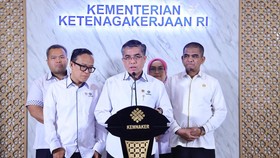 Menaker: Pemerintah Salurkan BSU Tahap I kepada 2,45 Juta Pekerja