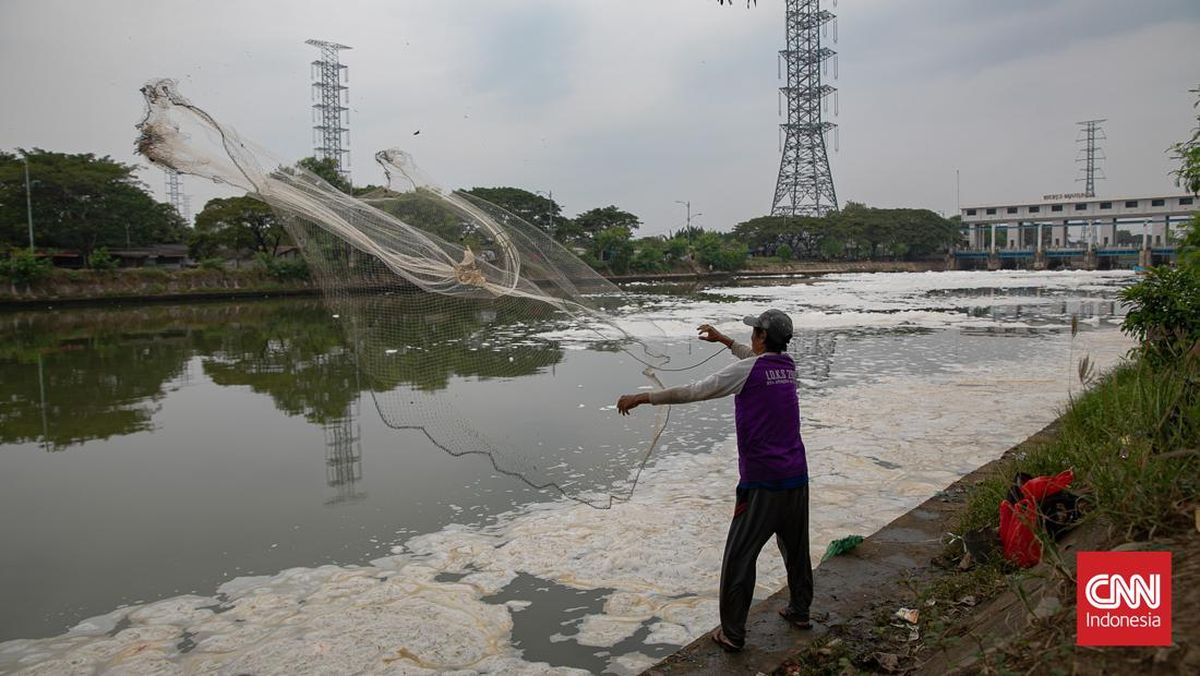 Menteri LH: Hampir Tak Ada Sungai Bersih di Jabodetabek