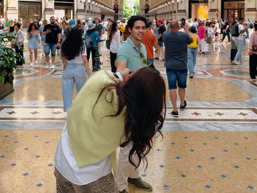 Luna Maya & Maxime Bouttier Honeymoon di Italia, Ini 7 Potret Mesra Peluk-Cium di Ranjang