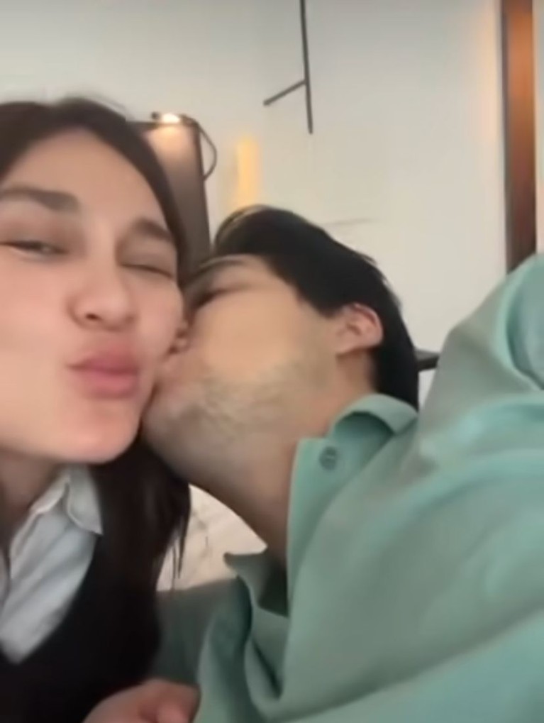 Luna Maya dan Maxime Bouttier Luna Maya dan Maxime Bouttier