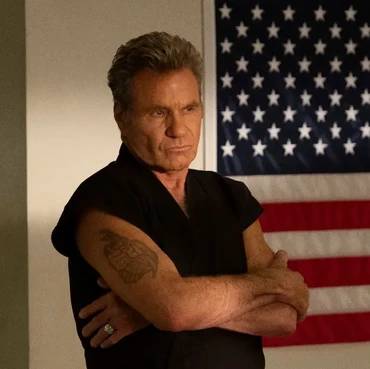 Martin Kove 'Cobra Kai' Diusir dari Fancon Imbas Gigit Lawan Main