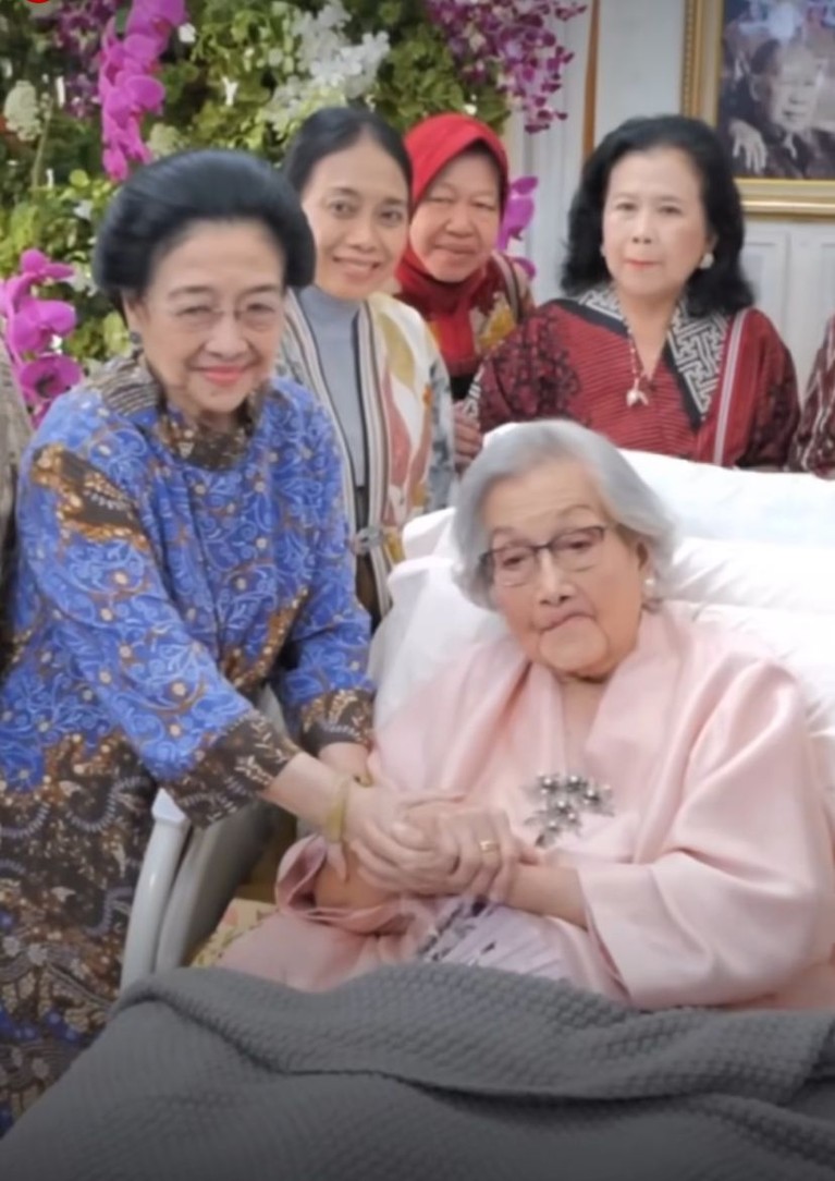 Megawati Soekarnoputri Megawati Soekarnoputri