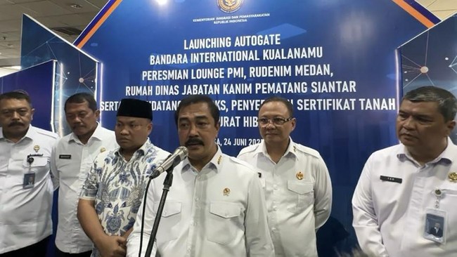 Menteri Imipas Buka Wacana Pindahkan Napi Narkoba ke Nusakambangan Menteri Imigrasi, Agus Andrianto, wacanakan pemindahan narapidana narkoba ke Lapas berpengamanan tinggi, untuk putus mata rantai peredaran narkoba.