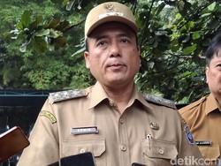 Kemarahan Erwin gegara Tumpukan Sampah Pasar Cihaurgeulis Bandung
