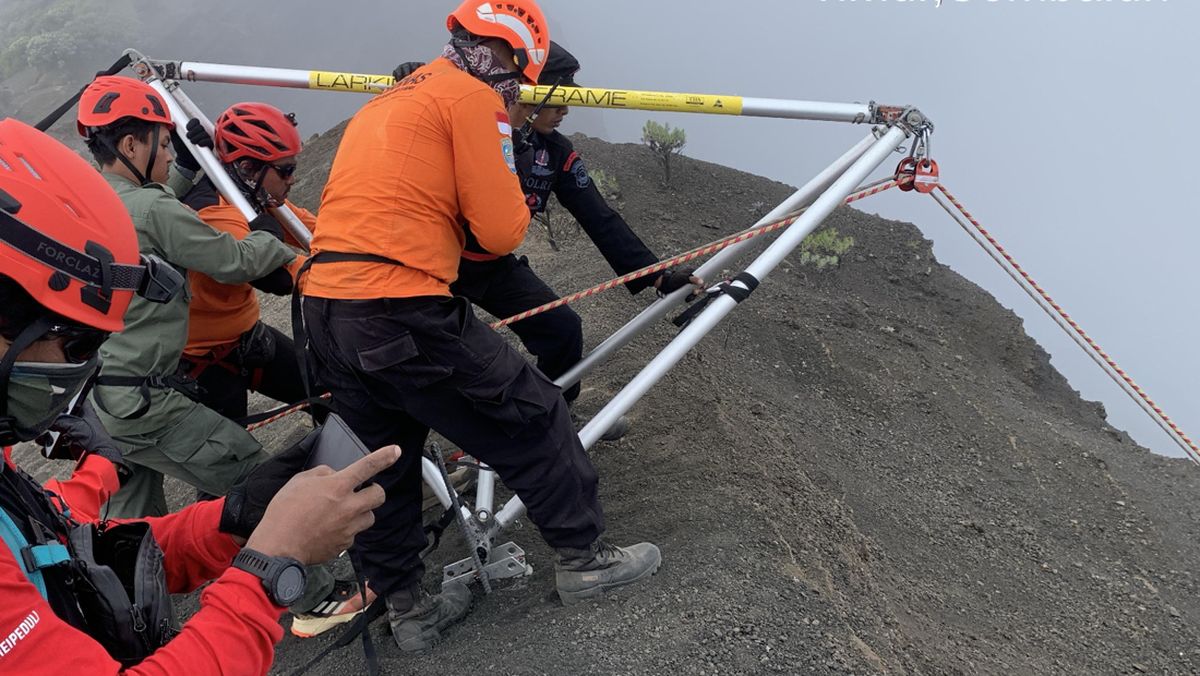 Cerita Turis Malaysia Pakai Drone Temukan Pendaki Brasil di Rinjani