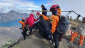 Fakta-fakta Evakuasi Jasad Pendaki Brasil yang Jatuh di Gunung Rinjani