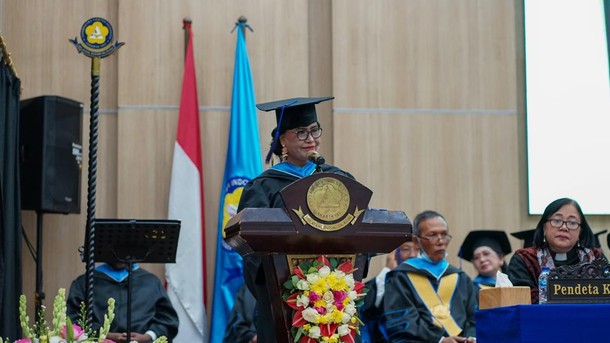 Pengukuhan Guru Besar UKI Prof. Dr. Aarce Tehupeiory, S.H., M.H.