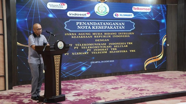 Kejaksaan Agung (Kejagung) meneken kerja sama atau nota kesepakatan dengan empat operator telekomunikasi terkait dengan dukungan penegakan hukum.