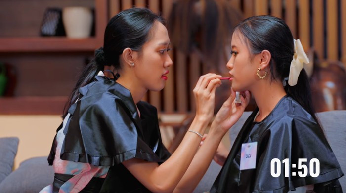 img-title Tantangan Glam Makeup Tak Sekadar Bikin Glow Up, Ini Keseruan Episode 6 Reality Show