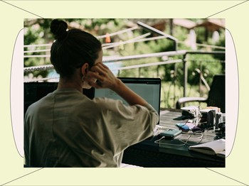 Merawat Diri di Tengah Notifikasi: Bagaimana Gen-Z Menemukan Tenang di Dunia Serba Cepat?