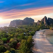 Top 5 List: Pantai dengan Sunset Tercantik di Indonesia
