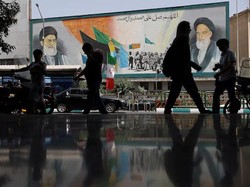 Iran Akan Gelar Pemakaman Kenegaraan untuk Komandan-Ilmuwan yang Tewas