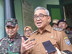 Farhan Cek Kemungkinan Warga Bandung Ikut Dievakuasi dari Iran