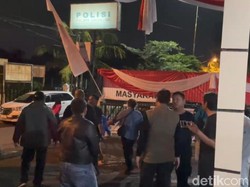 Ketua RT di Tasikmalaya Dikepung Warga gegara Cabuli Bocah