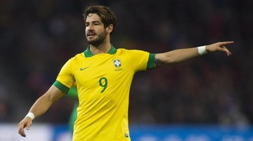 Pendaki Juliana Marins Wafat di Indonesia, Eks Timnas Brasil Pato Siap Biayai Pemulangan Jenazahnya