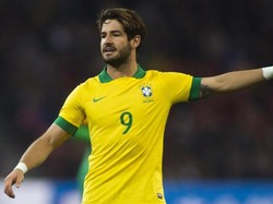 Pendaki Juliana Marins Wafat di Indonesia, Eks Timnas Brasil Pato Siap Biayai Pemulangan Jenazahnya