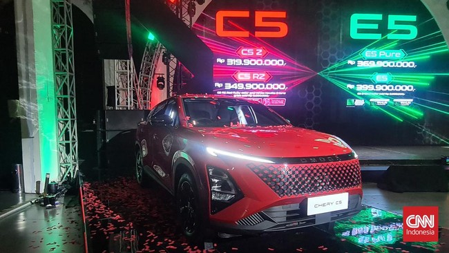 Chery Indonesia resmi meluncurkan dua SUV terbaru, C5 dan E5, di Jakarta pada Rabu (25/6) malam.