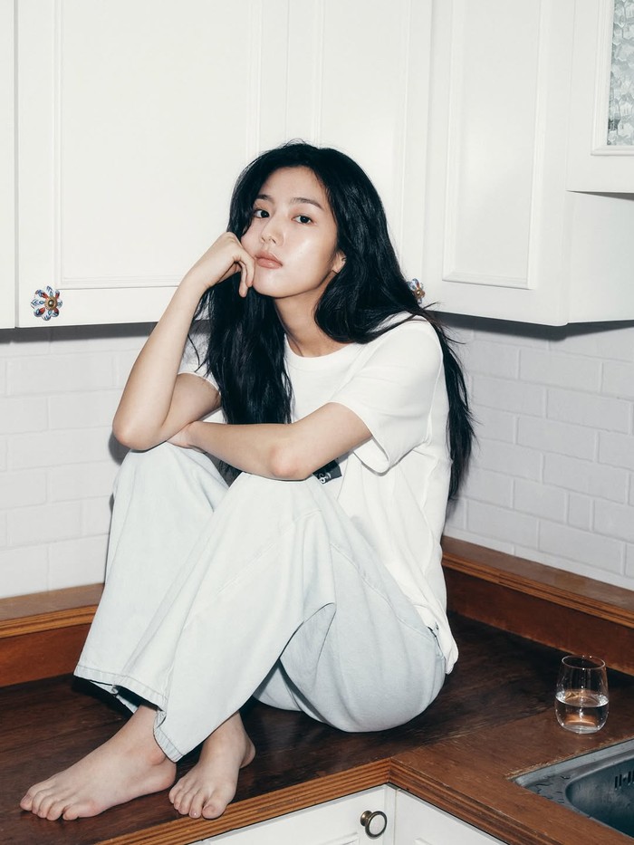 Dalam waktu dekat ini, Shin Eun Soo berencana merilis banyak konten vlog dan segera kembali menyapa melalui proyek film terbarunya 'Love Untangled' yang dijadwalkan tayang di Netflix pada akhir tahun 2025./ Foto: instagram.com/management_soop