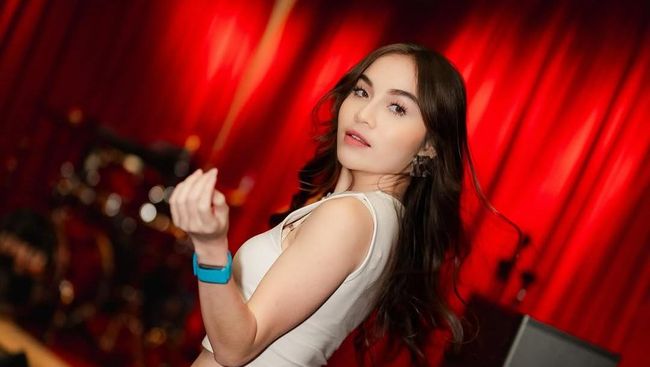 Hadiahkan Doa ke Syifa Hadju dan El Rumi, Elina Joerg: Mereka Udah Punya Segalanya