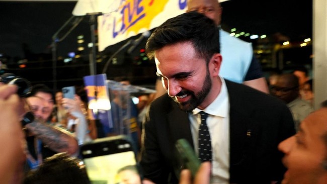 Politikus Muslim keturunan India Zohran Mamdani digadang kuat jadi calon Wali Kota New York, AS, dari Partai Demokrat hingga membuat Presiden Donald Trump marah