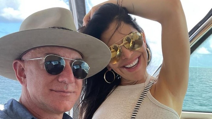 Jeff Bezos dan Lauren Sanchez