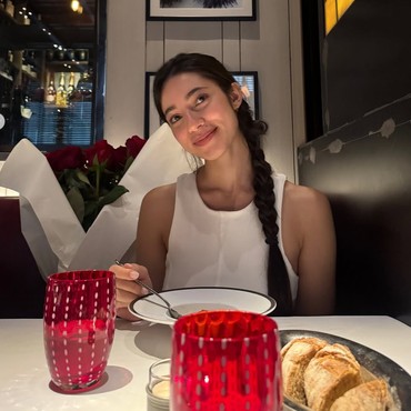 Beredar Foto Jefri Nichol dan Jule di Bali, Ameera Khan Diduga Pamer Pacar Baru