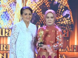 Syuastri Wijaya Raih Penghargaan Inspiring Woman In Inclusive Care Kartini Awards 2025