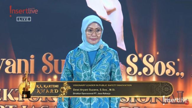 Direktur Jasa Raharja Dewi Aryani Suzana Raih Visionary Leader in Public Safety Innovation di Kartini Awards 2025