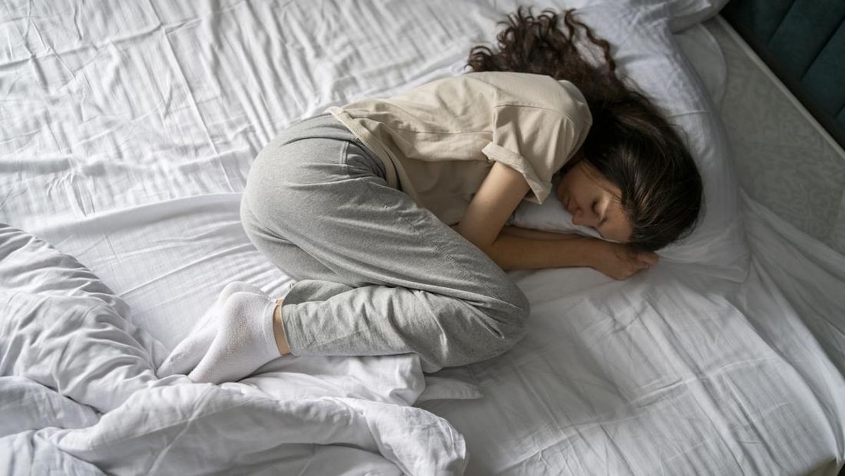 Posisi Tidur Terbaik untuk Wajah Awet Muda, Bye Kerut dan Keriput!