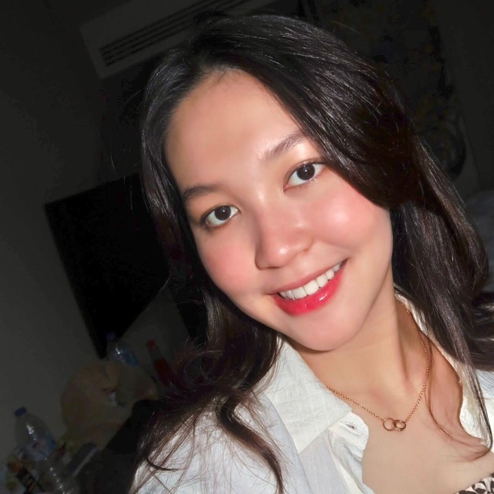 <p>Banyak yang menyadari bahwa penampilan pebulu tangkis peraih medali emas pada Kejuaraan Asia Junior 2018 tampak semakin cantik saja saat hamil alias glowing. Foto: Instagram @ribkasugiarto</p>