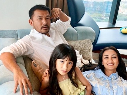 5 Potret Perayaan Ultah Salma Anak Atiqah Hasiholan & Rio Dewanto, Sederhana Penuh Cinta