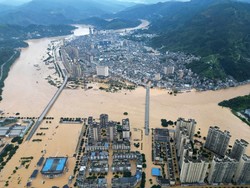 6 Orang Tewas Akibat Banjir di Guizhou China