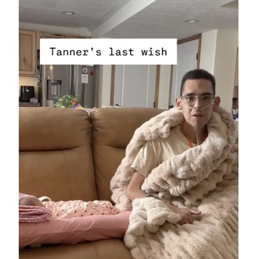 5 Tahun Berjuang Lawan Kanker Influencer Ini Umumkan Kematian Sendiri Lewat IG