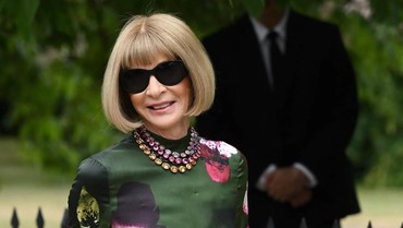 img-title Anna Wintour Mundur dari Vogue, Kini Cari Pimpinan Redaksi Baru
