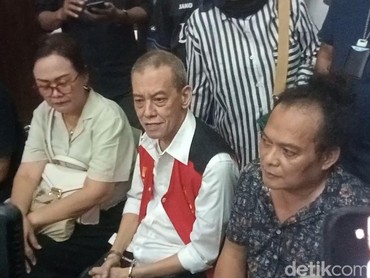 img-title Kuasa Hukum Fariz RM Kritik Tuntutan JPU: Usulkan Rehabilitasi, Bukan Penjara