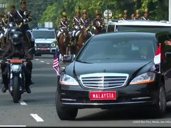 Semobil Menuju Istana, Prabowo-Anwar Ibrahim Dikawal Pasukan Berkuda