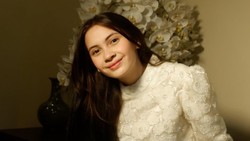 Richelle Skornicki Diawasi Ibunda saat Jalani Adegan Dewasa dengan Aliando Syarief