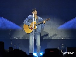 Nyanyi sambil Main Gitar, Pesona Lee Do Hyun selain Aktor Serba Bisa